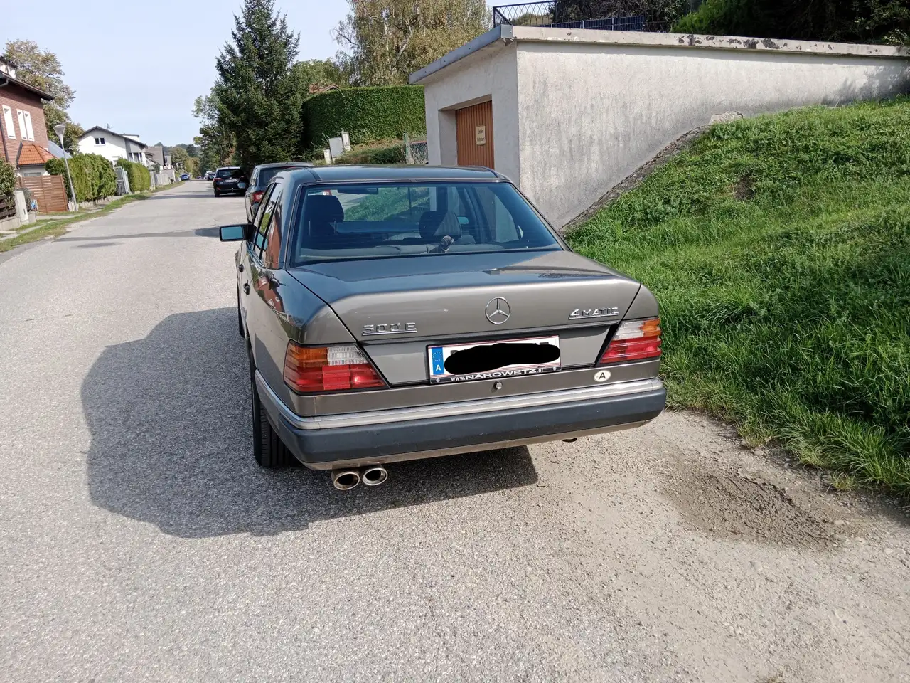Mercedes-Benz Baureihe 124 300 e 4-matic, foto 4