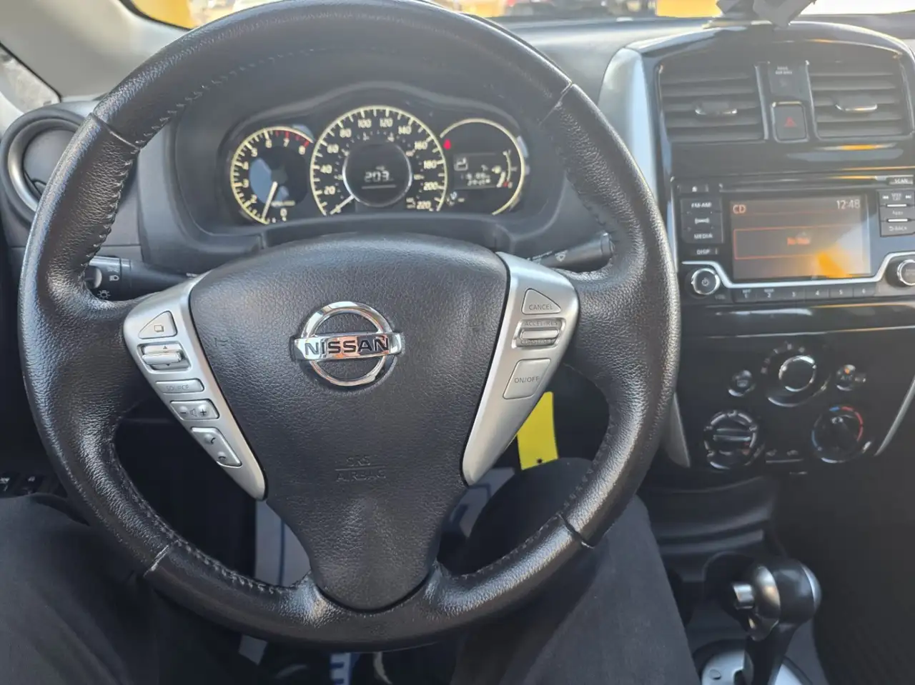 Nissan Note снимка Nissan Note