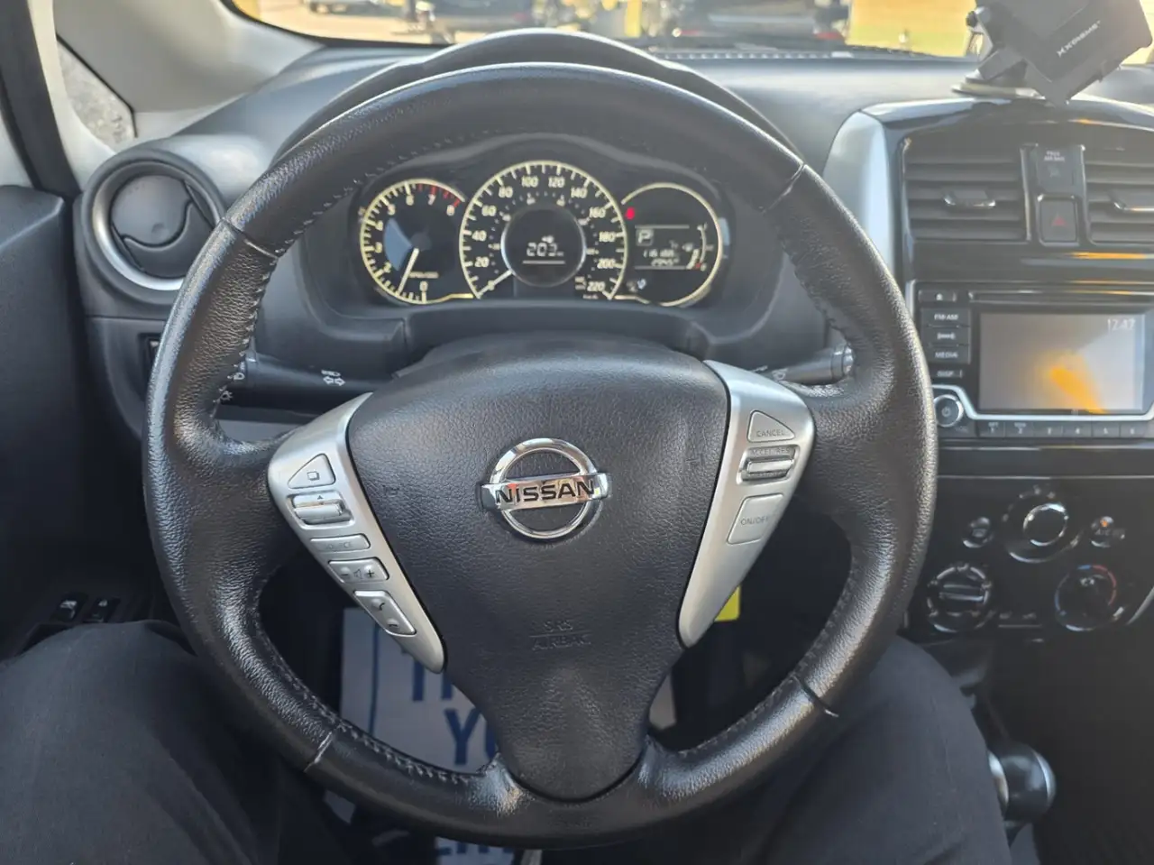 Nissan Note снимка Nissan Note