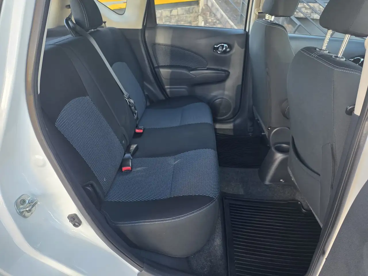 Nissan Note снимка Nissan Note