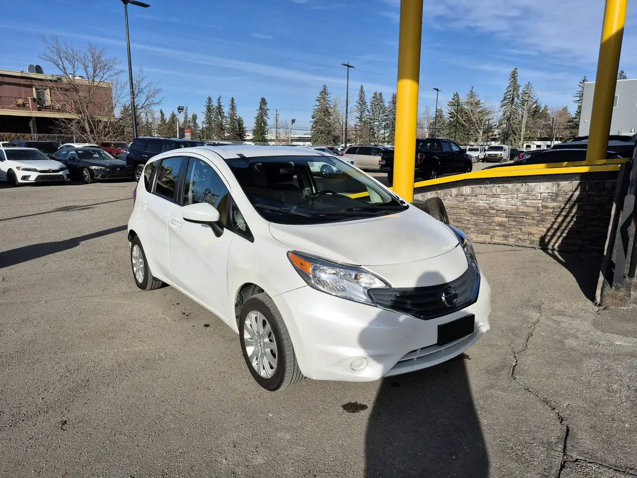 Nissan Note снимка Nissan Note
