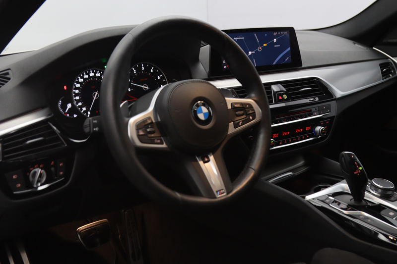 BMW 530 5-serie Touring 252 PK 530i xDrive Executive, *1-E — photo 2