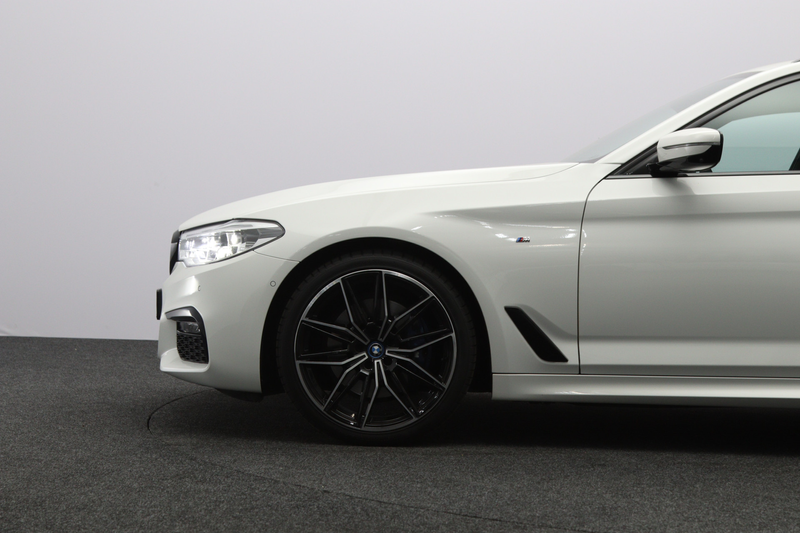 BMW 530 5-serie Touring 252 PK 530i xDrive Executive, *1-E — photo 17
