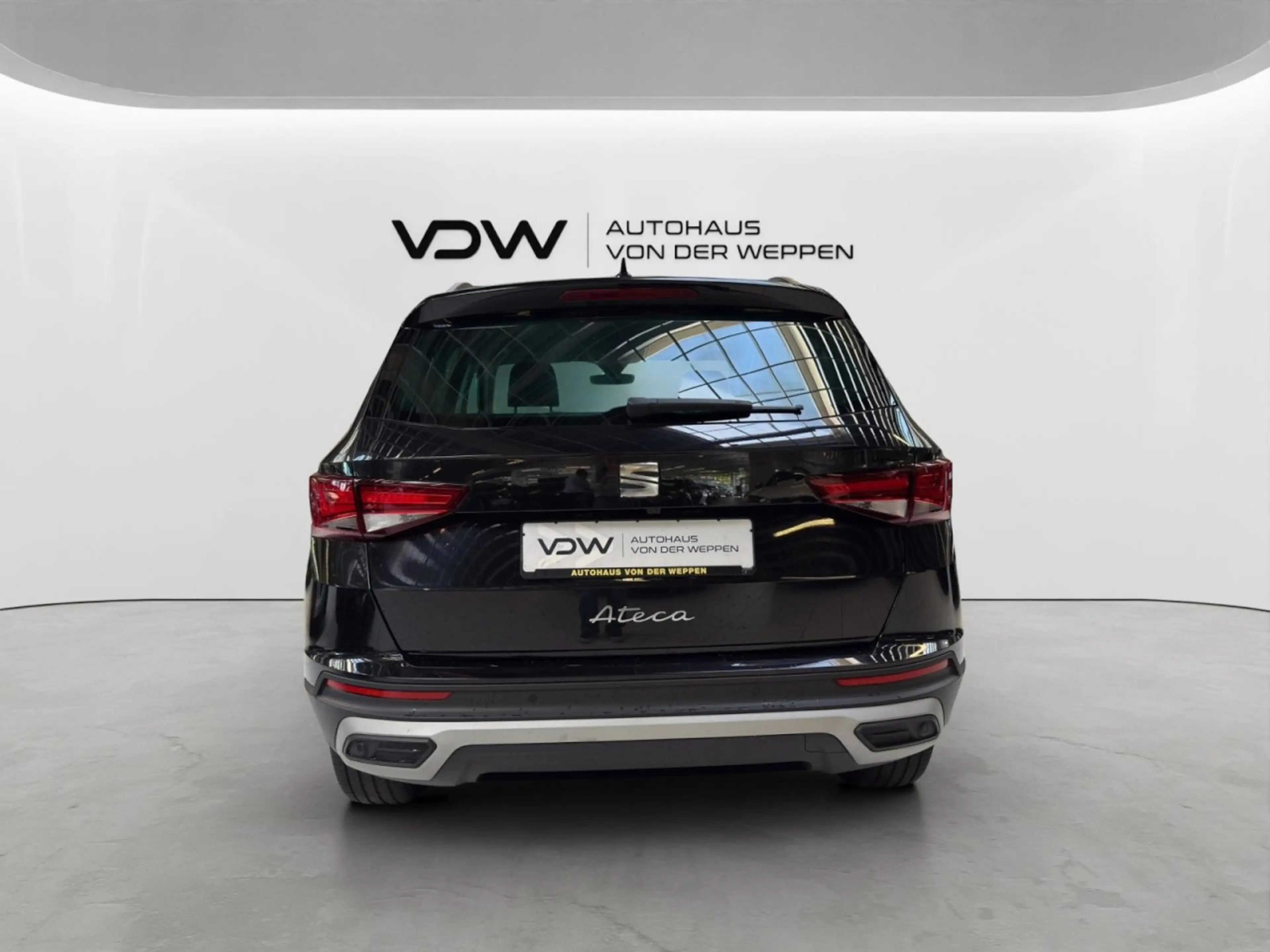 SEAT Ateca Style 1.5 TSI AHK, LED, Navi, SHZ Klima Navi — photo 6