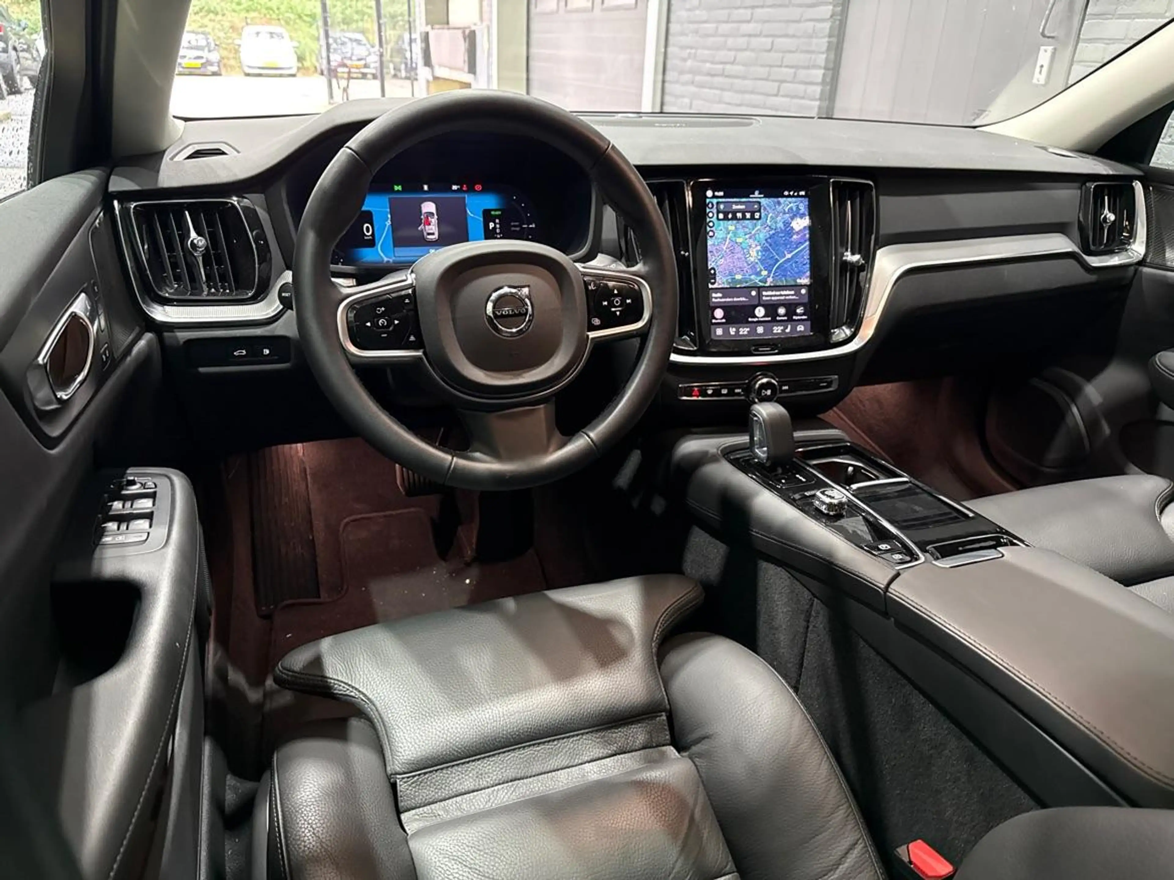 Volvo V60 T6 Plus Dark | Panoramadak | Harman/Kardon | Pilot — photo 5