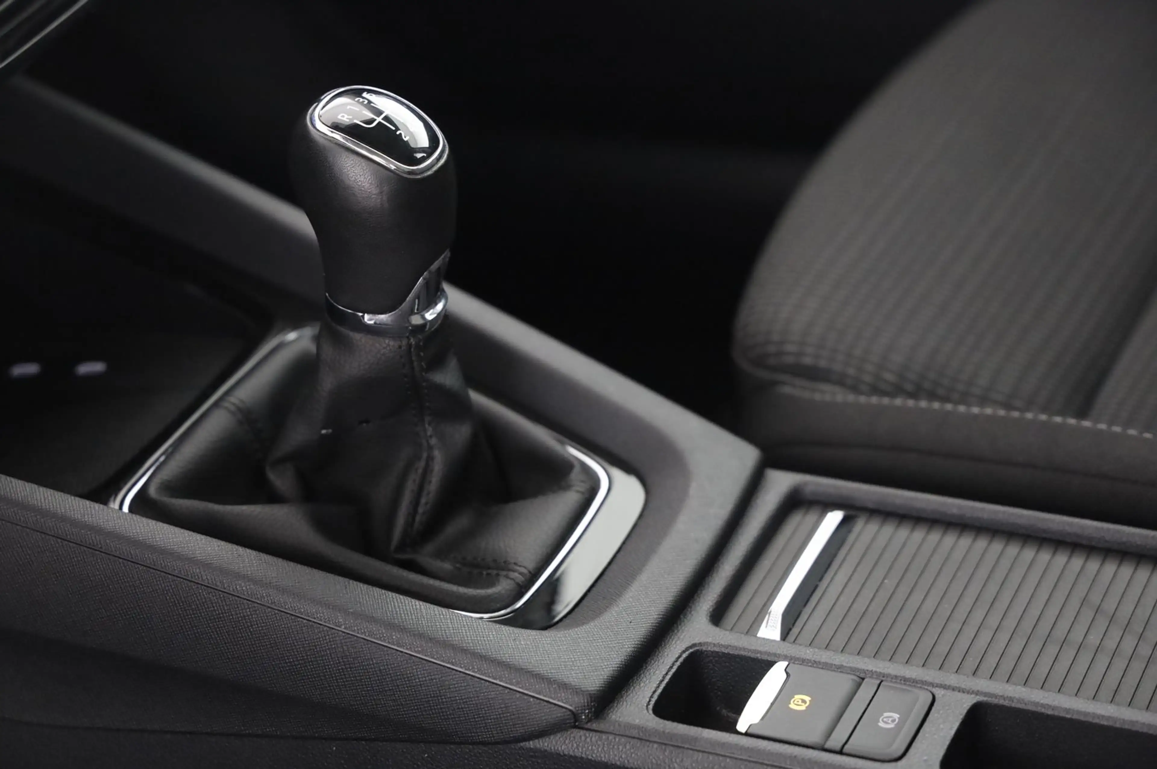 Skoda Octavia Ambition TDI — photo 22