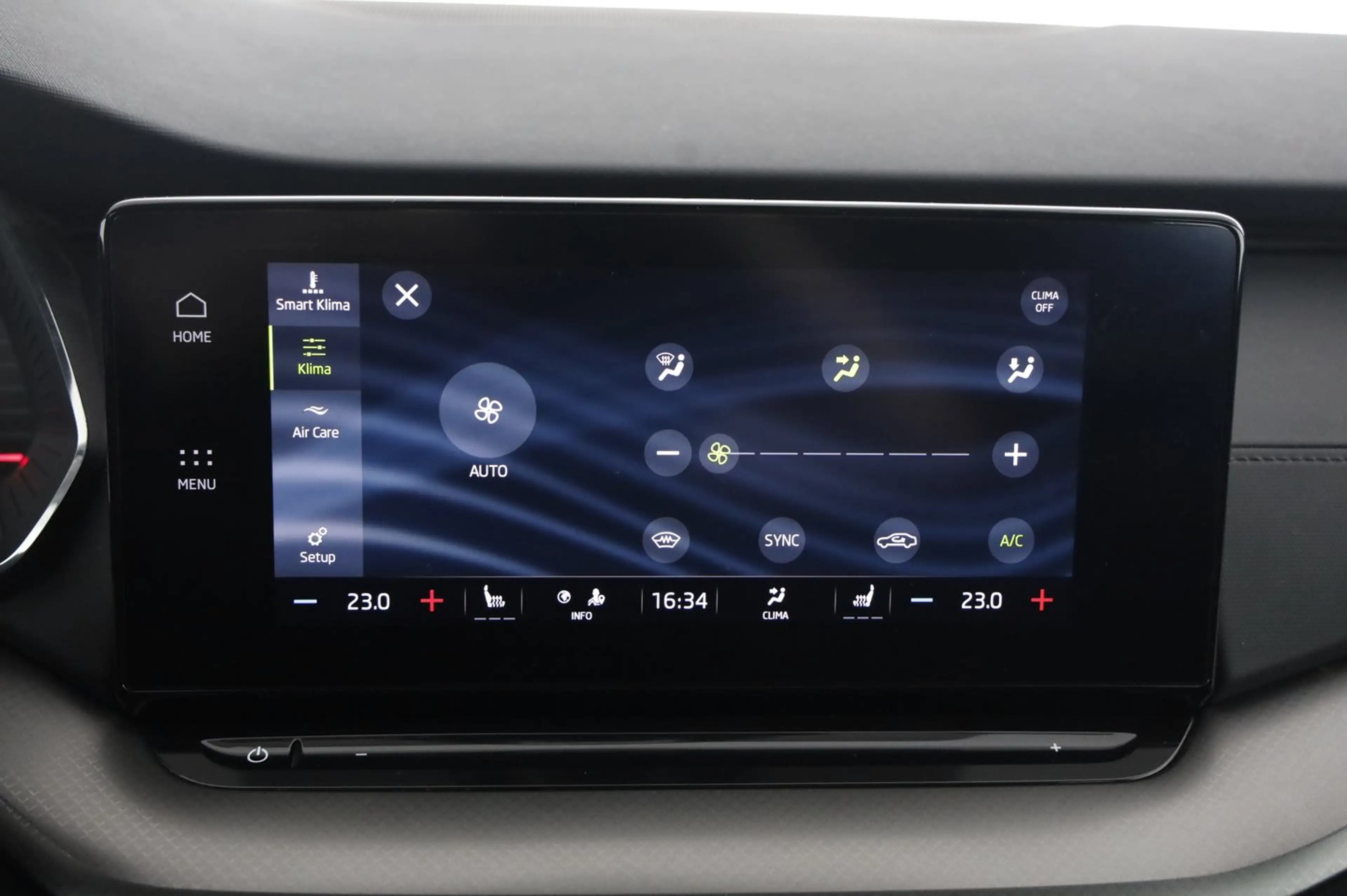 Skoda Octavia Ambition TDI — photo 24