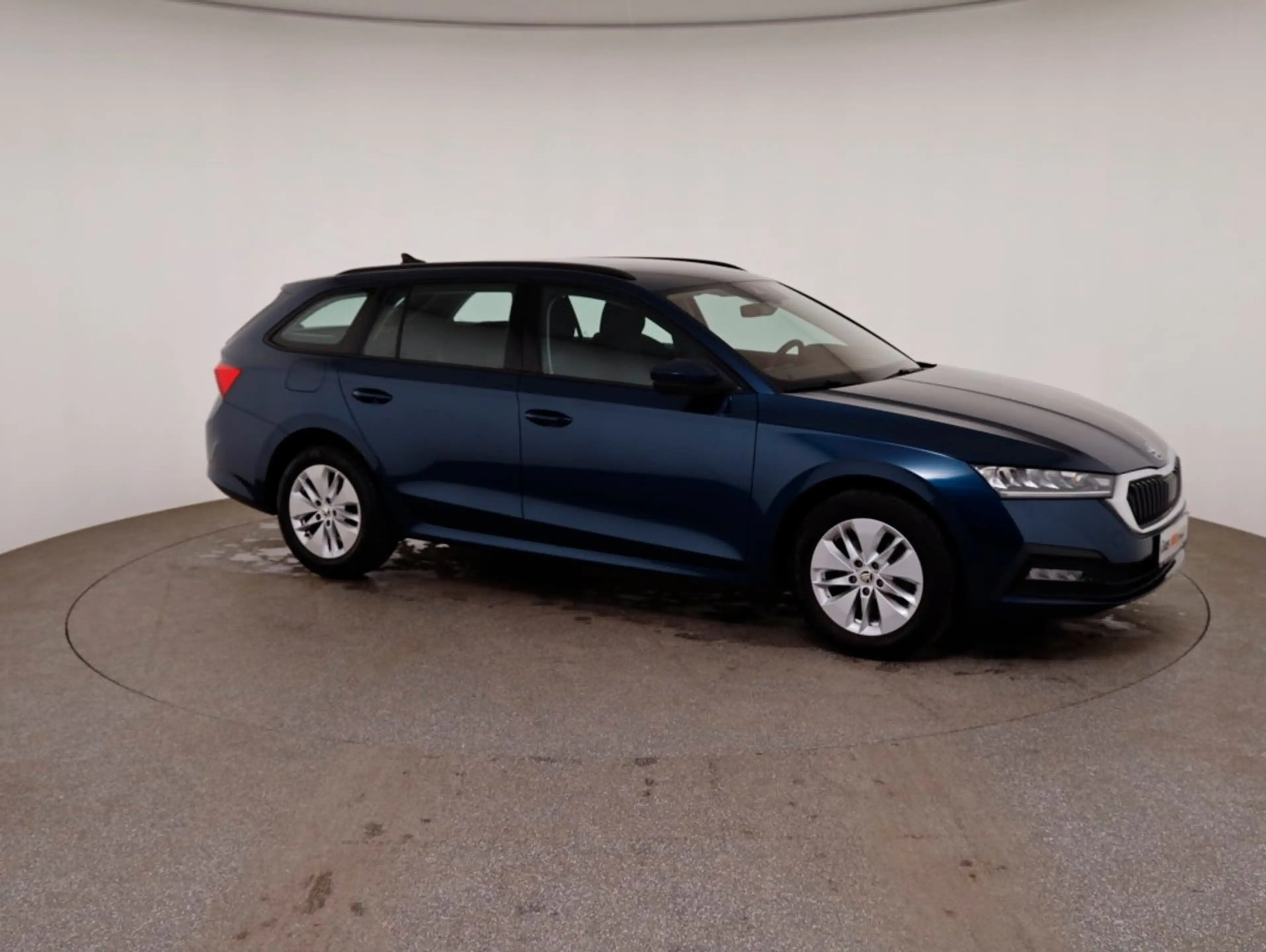 Skoda Octavia Ambition TDI — photo 6