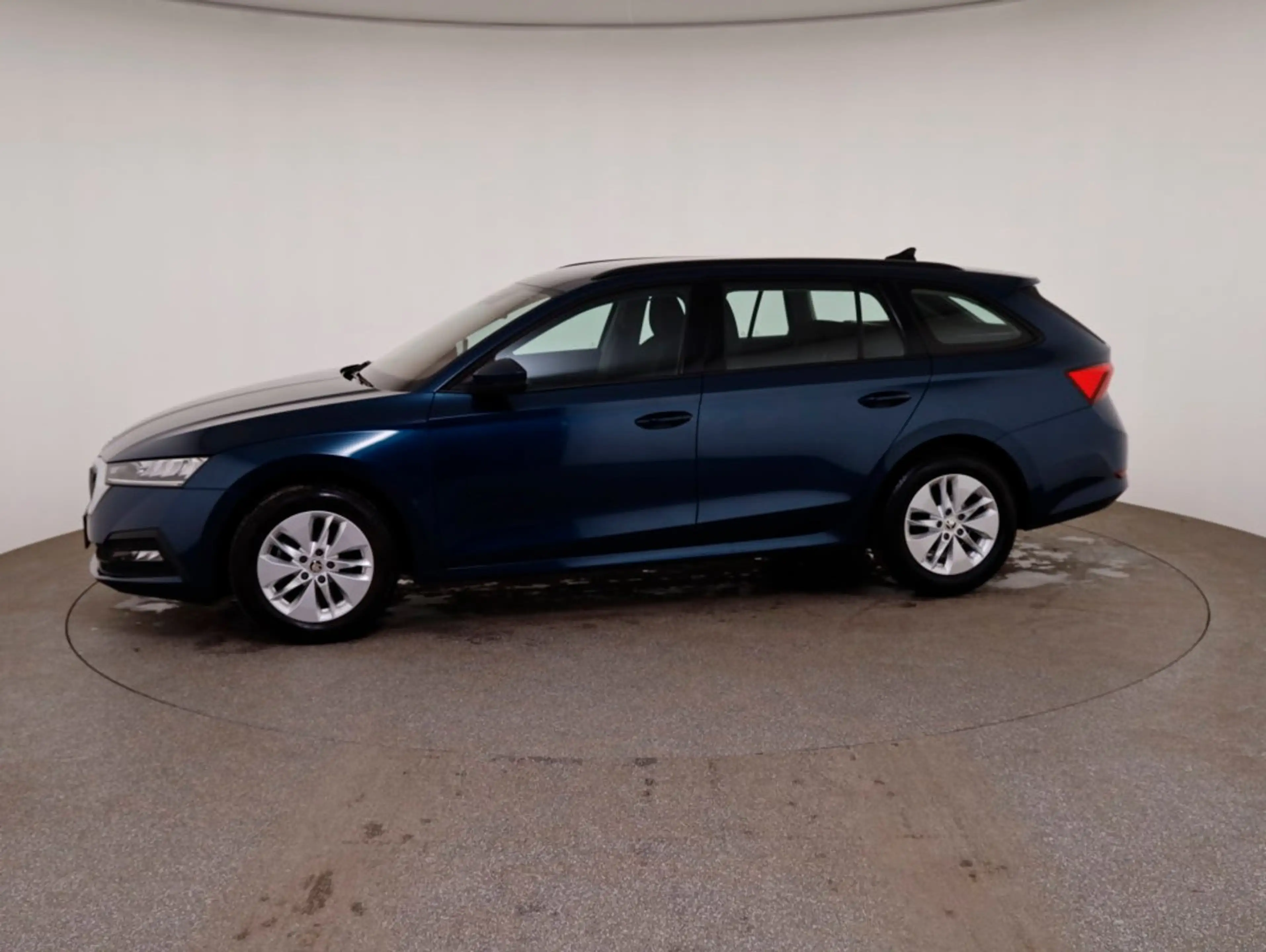 Skoda Octavia Ambition TDI — photo 3