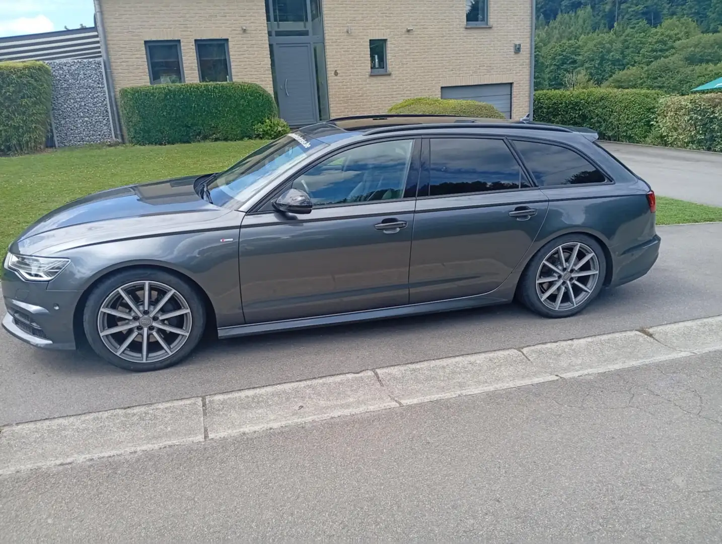 Audi A6 S LINE Šedá - 2