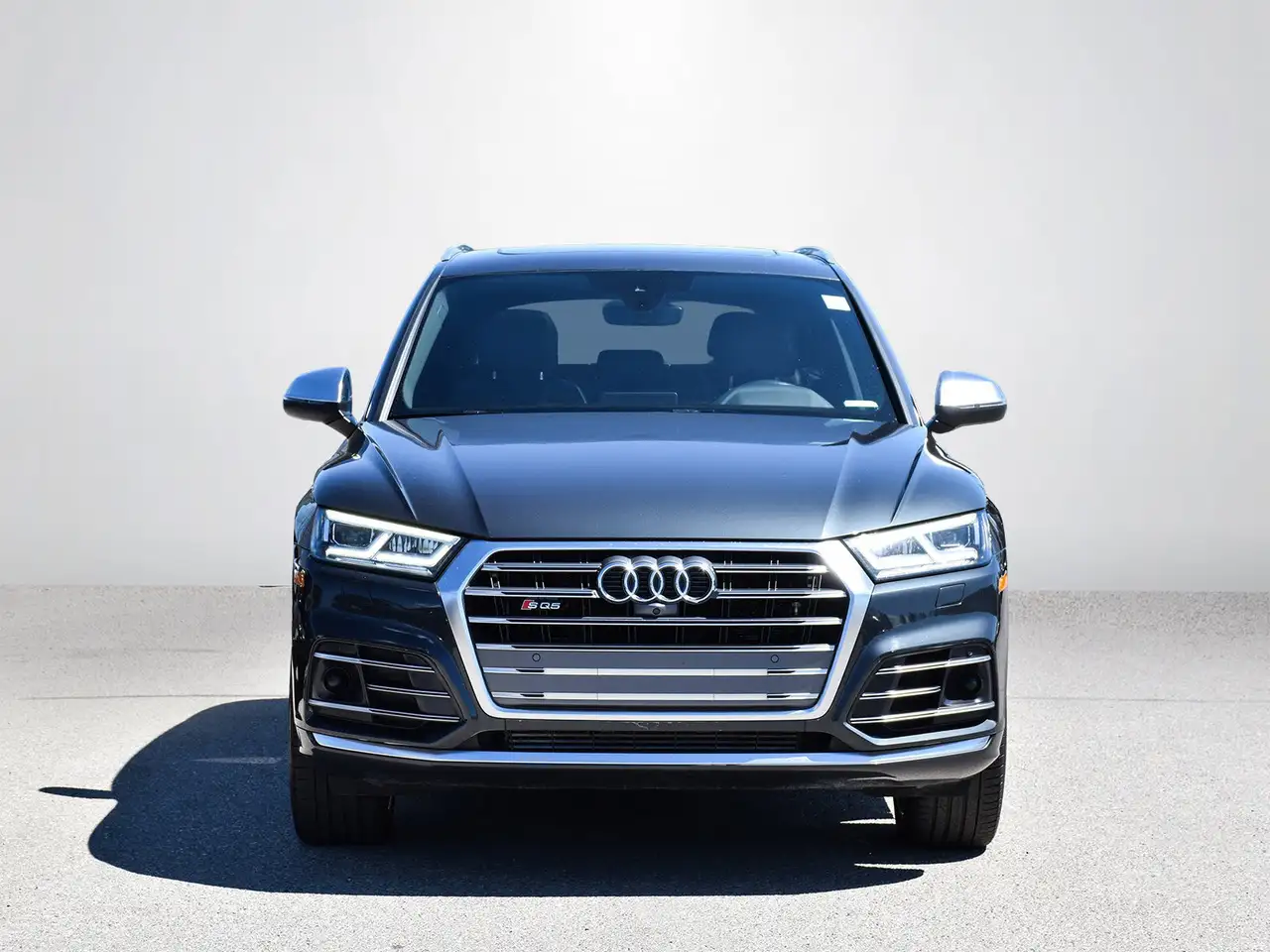 Audi SQ5 снимка Audi SQ5