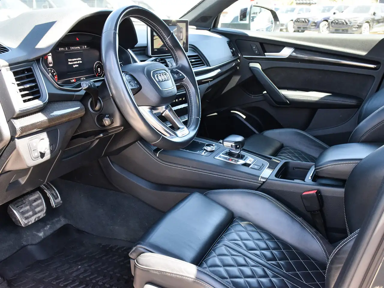 Audi SQ5 снимка Audi SQ5