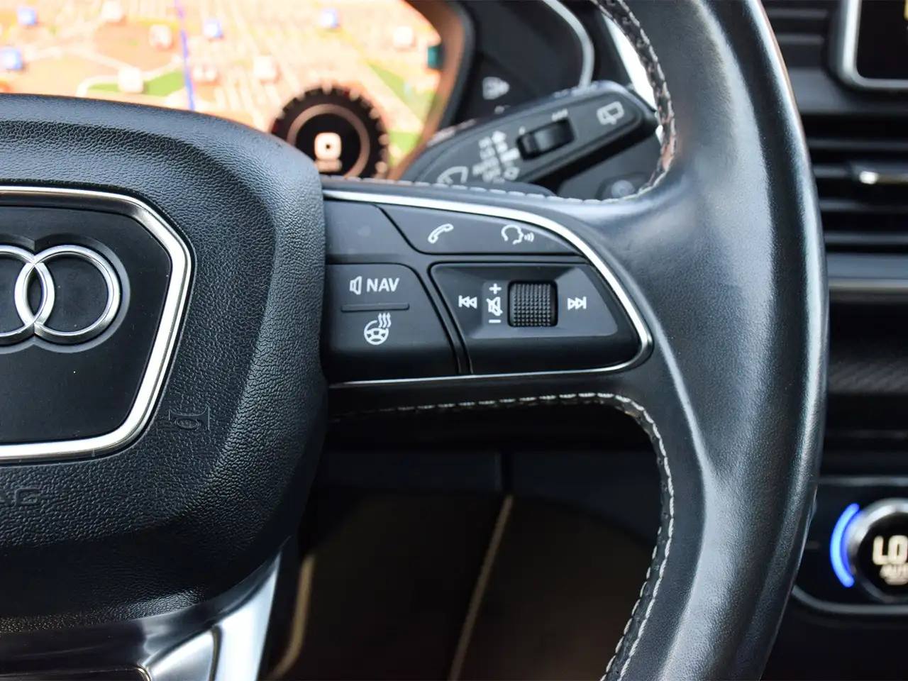 Audi SQ5 снимка Audi SQ5