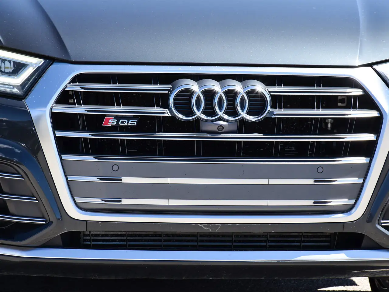 Audi SQ5 снимка Audi SQ5
