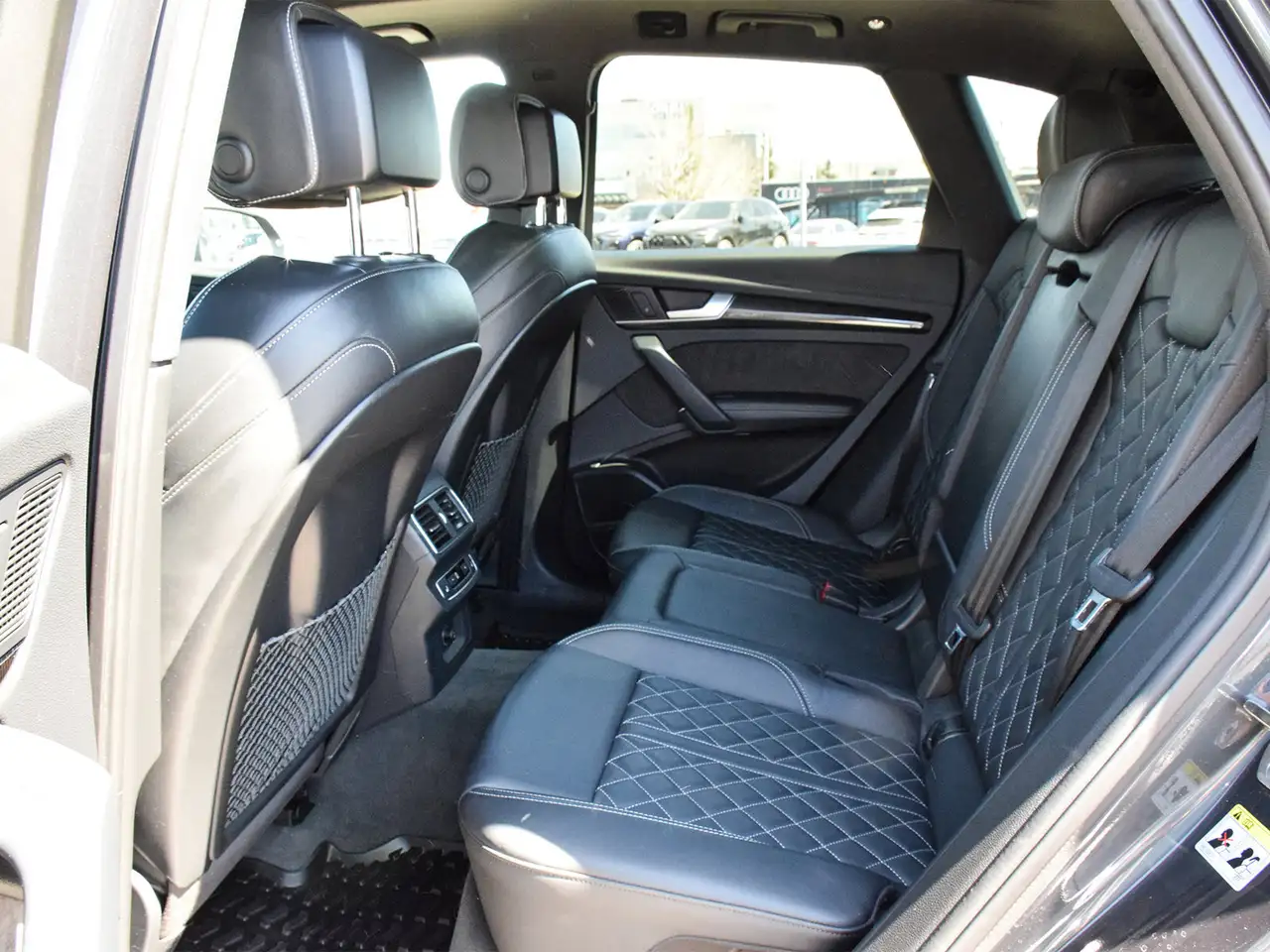 Audi SQ5 снимка Audi SQ5