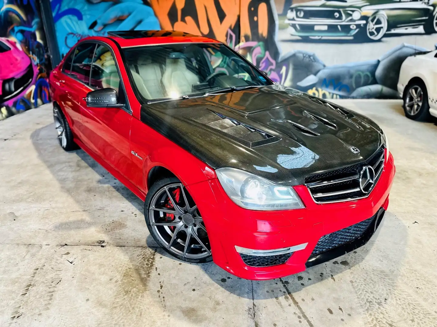 Mercedes-Benz C 63 AMG Rood - 1