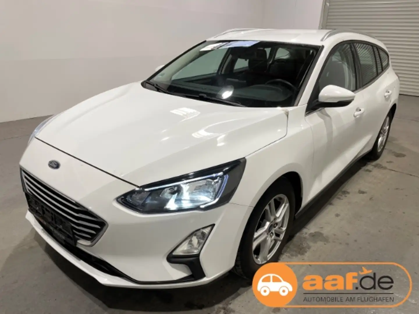 Ford Focus Turnier 1.5 EcoBlue Cool & Connect Navi LED Weiß - 1
