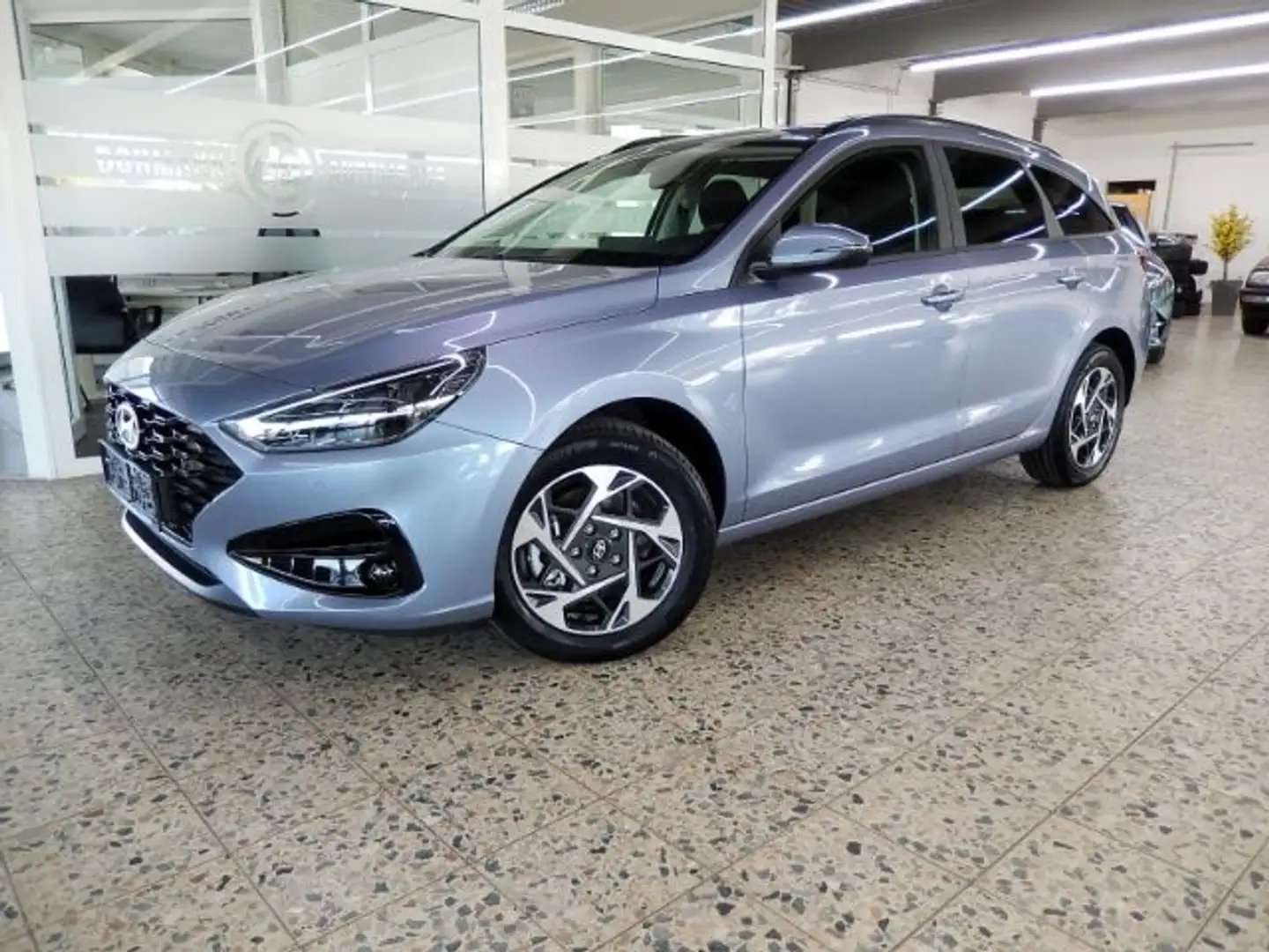 Hyundai i30 1.5 Style/LED/Navi/Cam/Sitzhzg/5J.Gar/Keyles Weiß - 2
