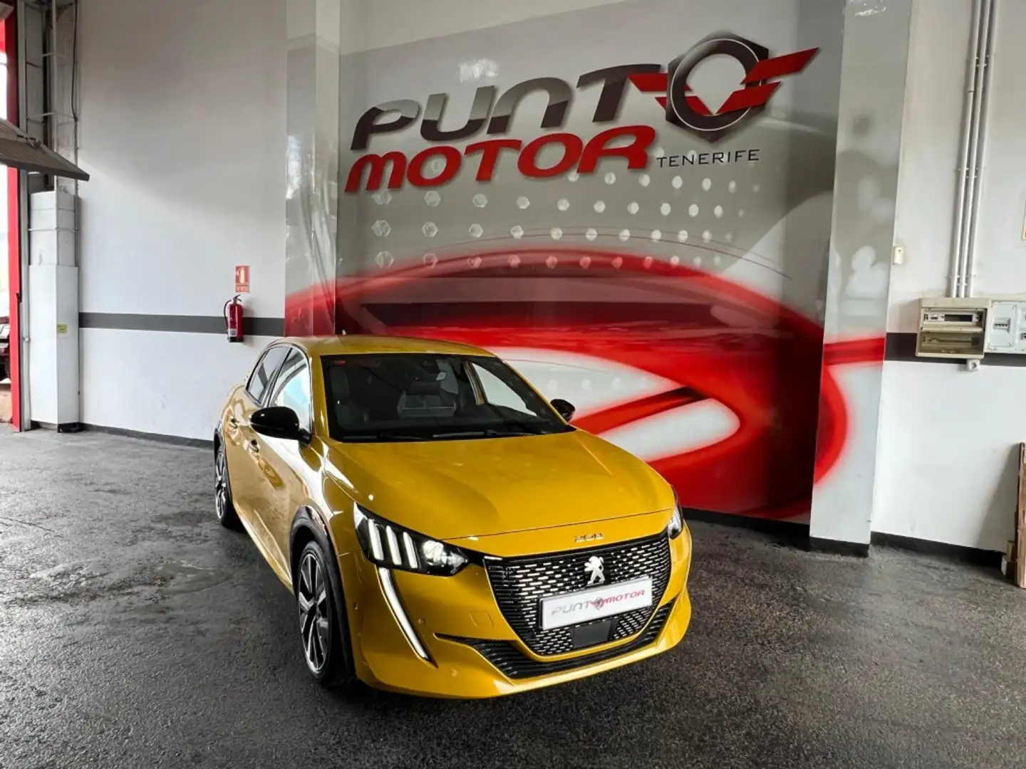 Peugeot 208 1.2 Puretech S&S Style 100 Geel - 2