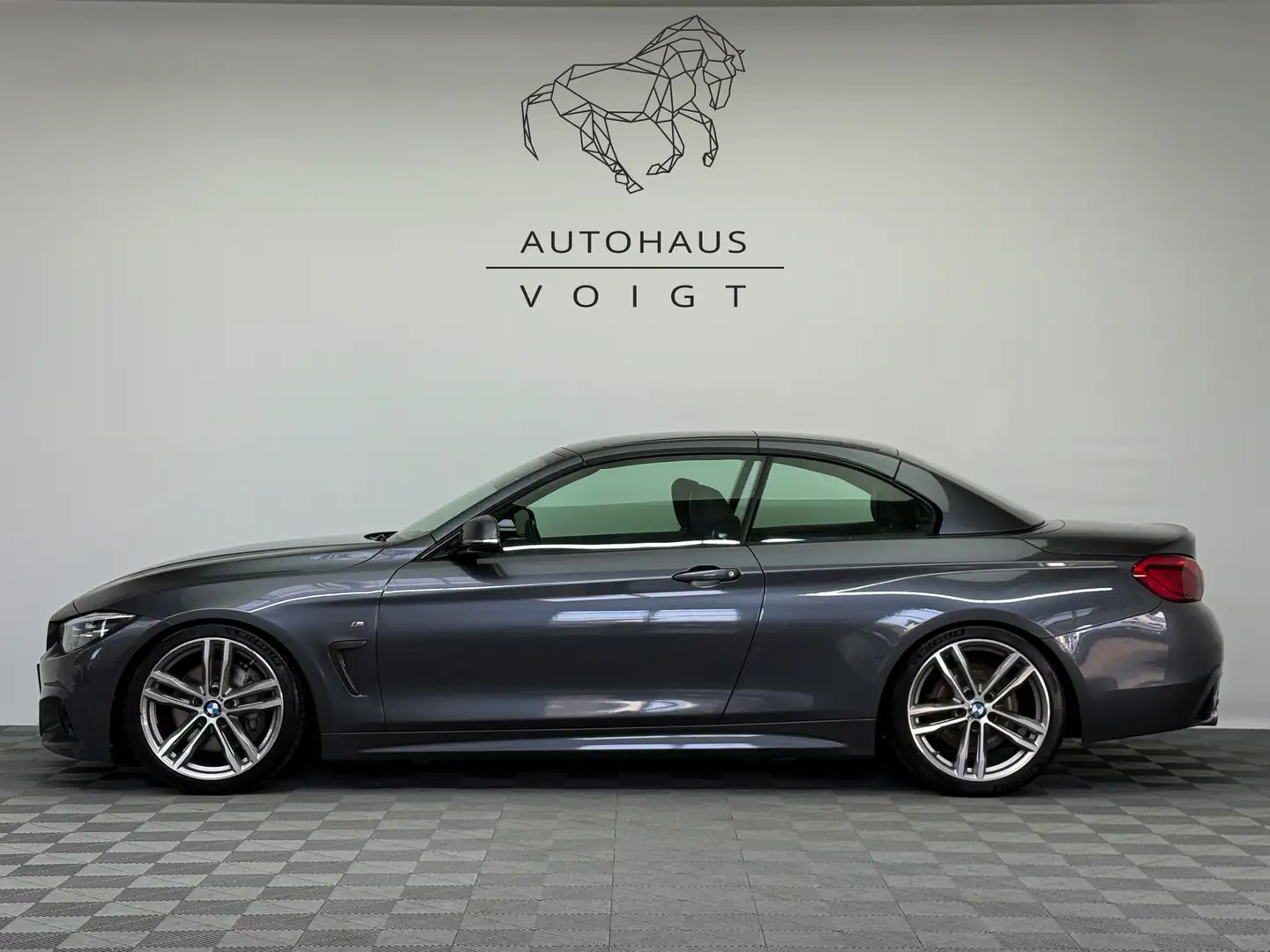 BMW 440 i M Sport|2. Hand|Kamera|Carplay|LED|Carbon| Grau - 2