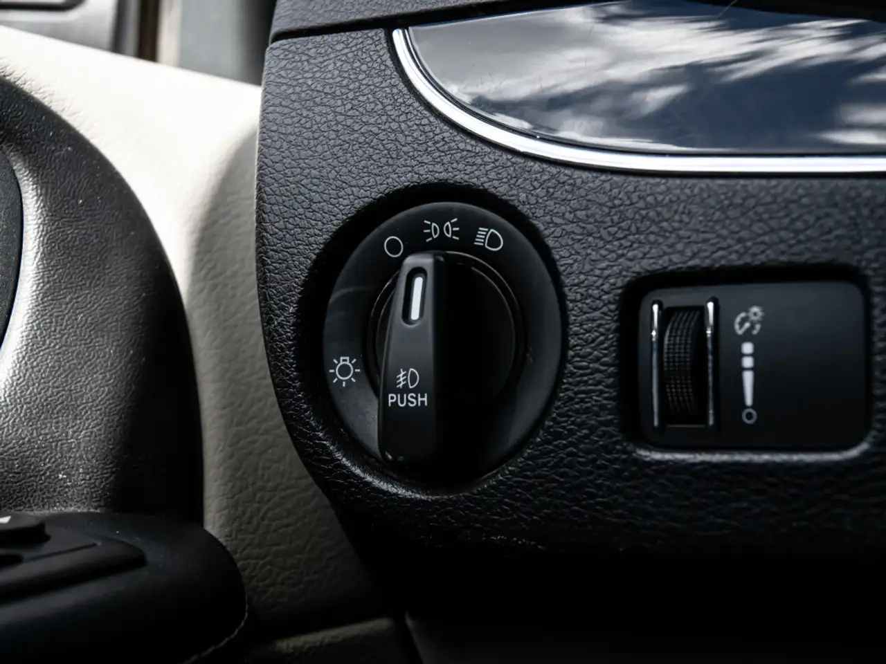Dodge Grand Caravan снимка Dodge Grand Caravan