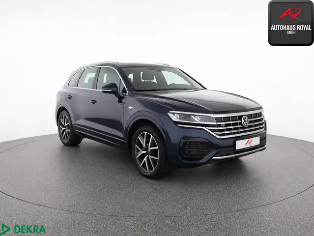 Volkswagen Touareg view 7