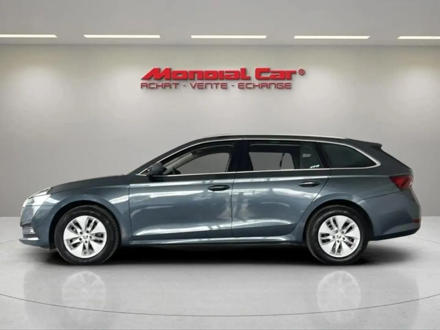Skoda Octavia SW 2.0 CR TDi Ambition DSG* Apple CarPlay * Clim * Gris - 2