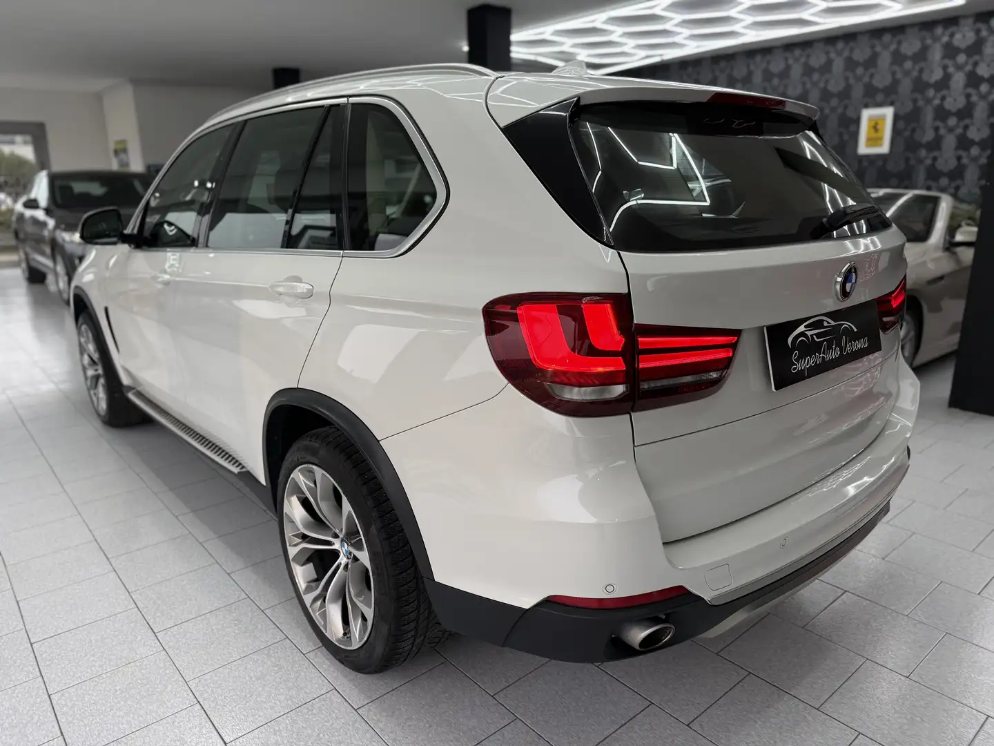 BMW X5 xdrive25d Experience 231cv auto - 2