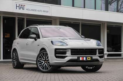Porsche Cayenne 3.0 E-Hybrid I Pano I ACC I Sport-Design I