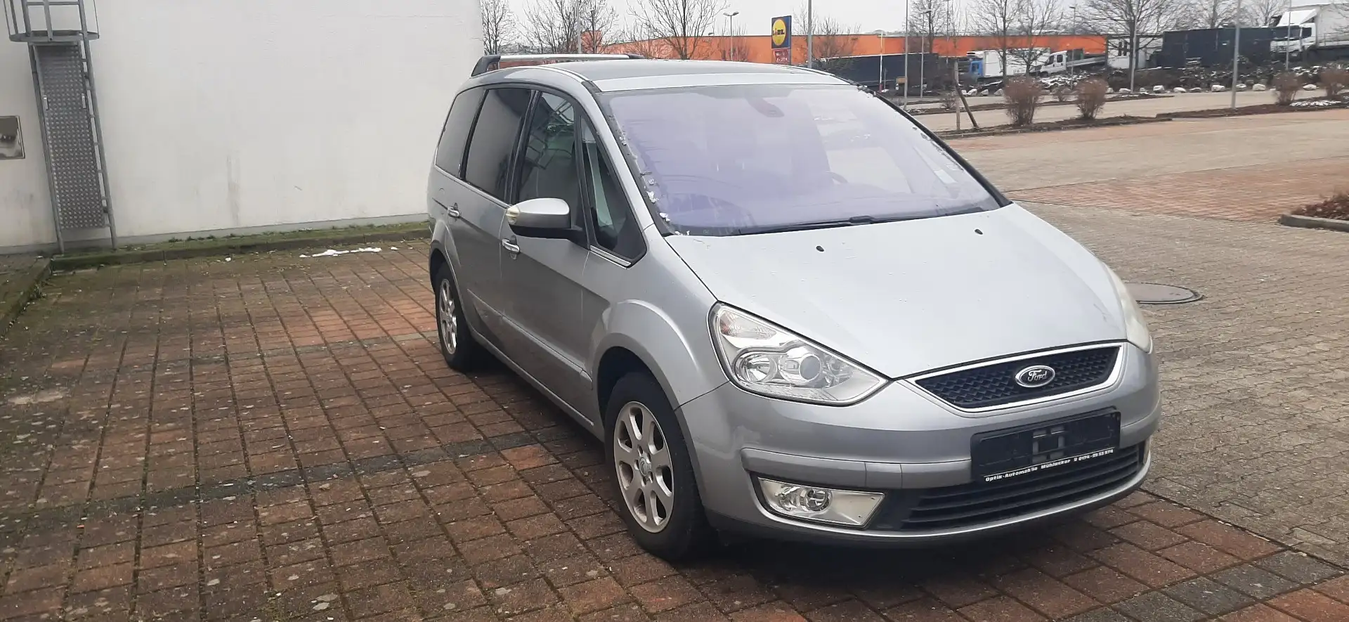 Ford Galaxy Ghia,  2,0 CDTI, 7 Sitzer, Alu Grey - 2