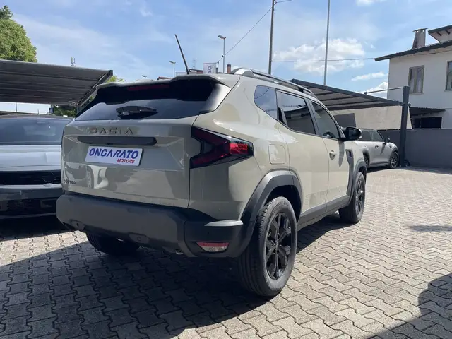 Dacia Duster view 4