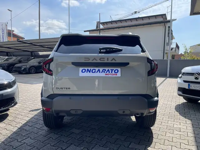 Dacia Duster view 5