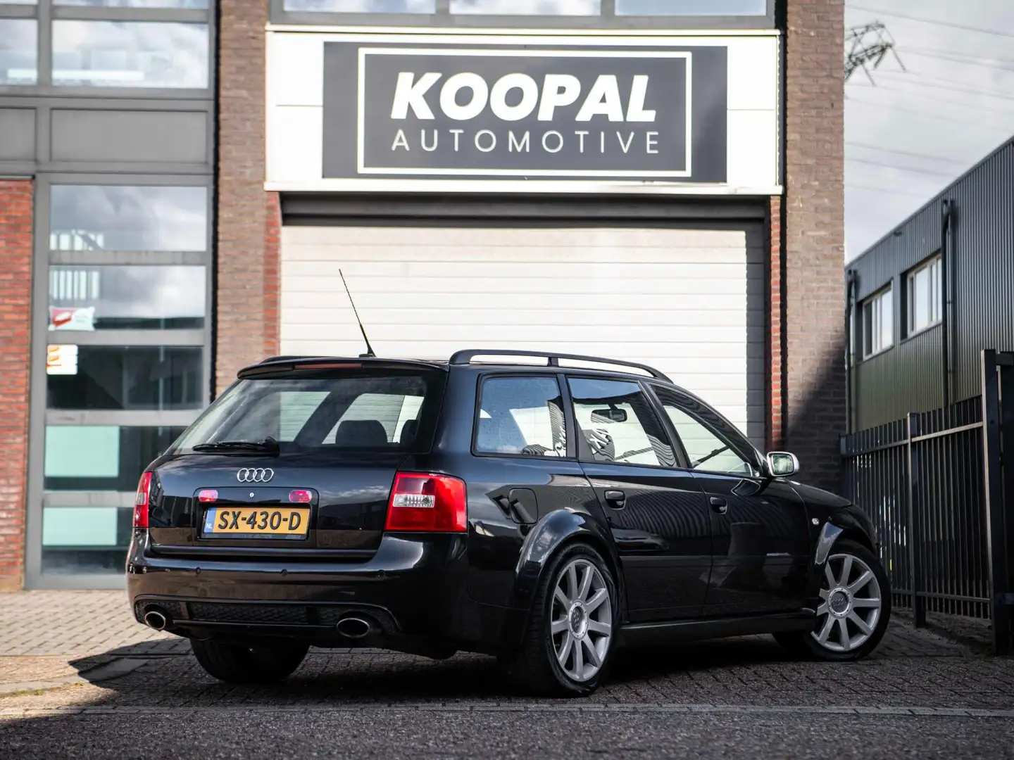 Audi RS6 A6 Avant 4.2 quattro | Schuifdak | Lees tekst | Schwarz - 2