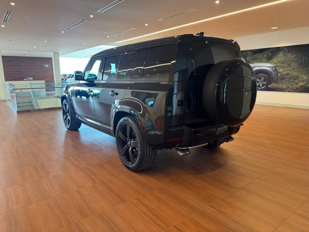 Land Rover Defender снимка Land Rover Defender
