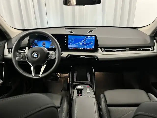 BMW X1 view 9
