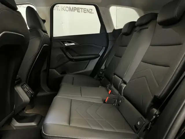 BMW X1 view 14
