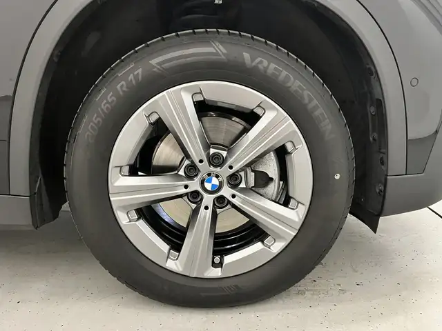 BMW X1 view 18
