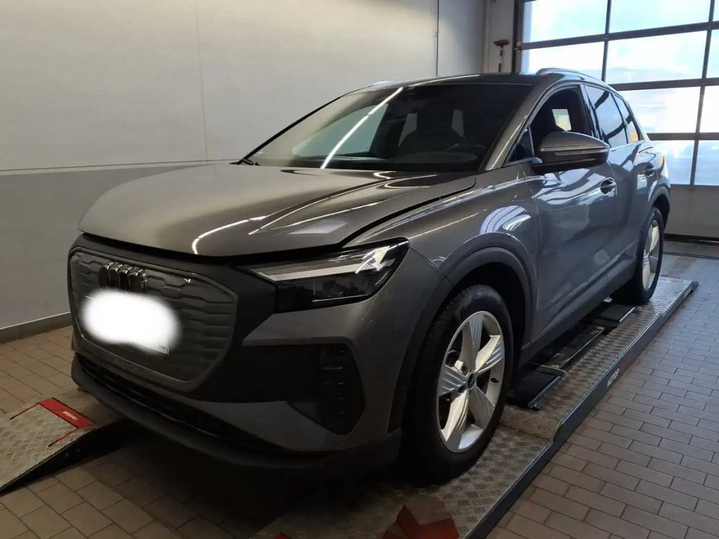 Audi Q4 e-tron 35 +VIRTUAL+ACC+KAMERA+HUD+ASSISTS+LED Grau - 2