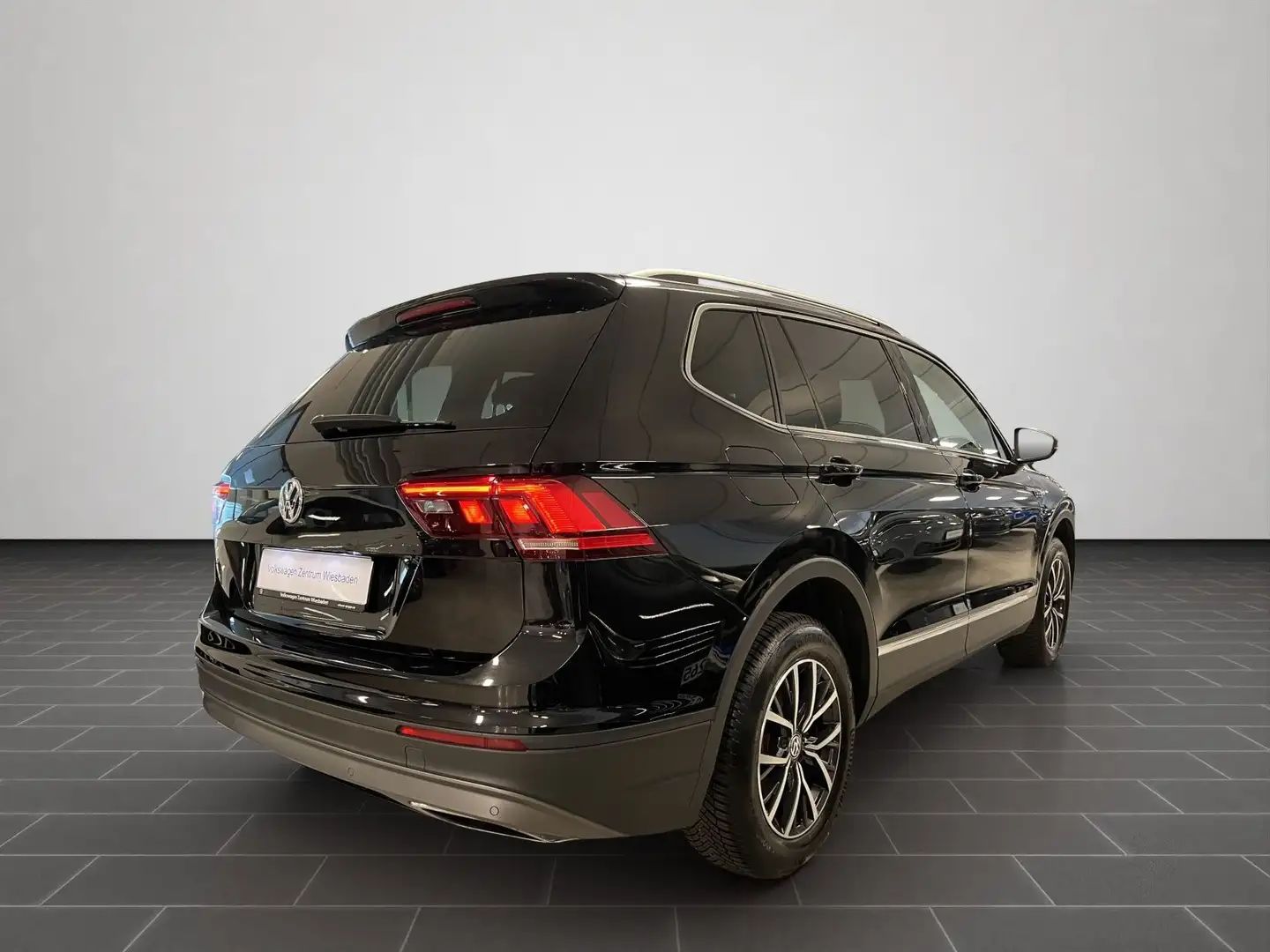 Volkswagen Tiguan Allspace 1.5 TSI Comfortl., 7Sitzer, Navi Noir - 2
