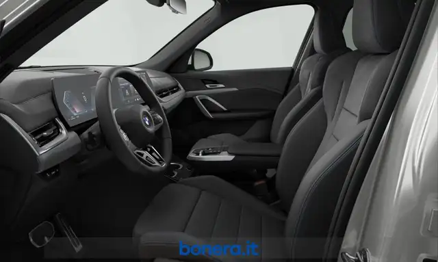 BMW X1 view 5