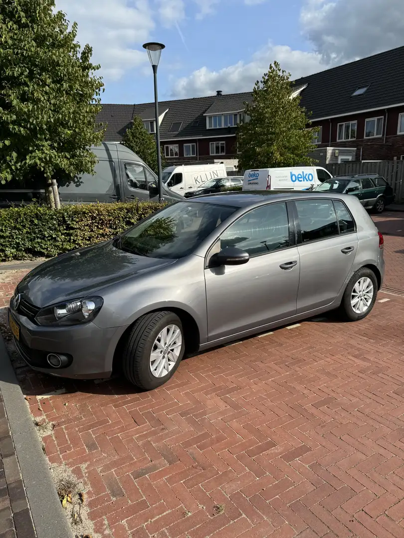 Volkswagen Golf 1.2 TSI Comf Exec L. Grijs - 2
