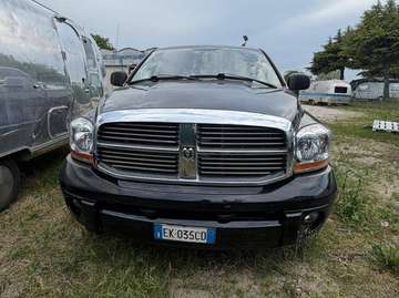 Quad Cab 4x4 5.7 HEMI V8