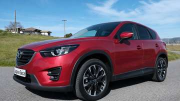 2.0 Black Tech Edition 2WD 165