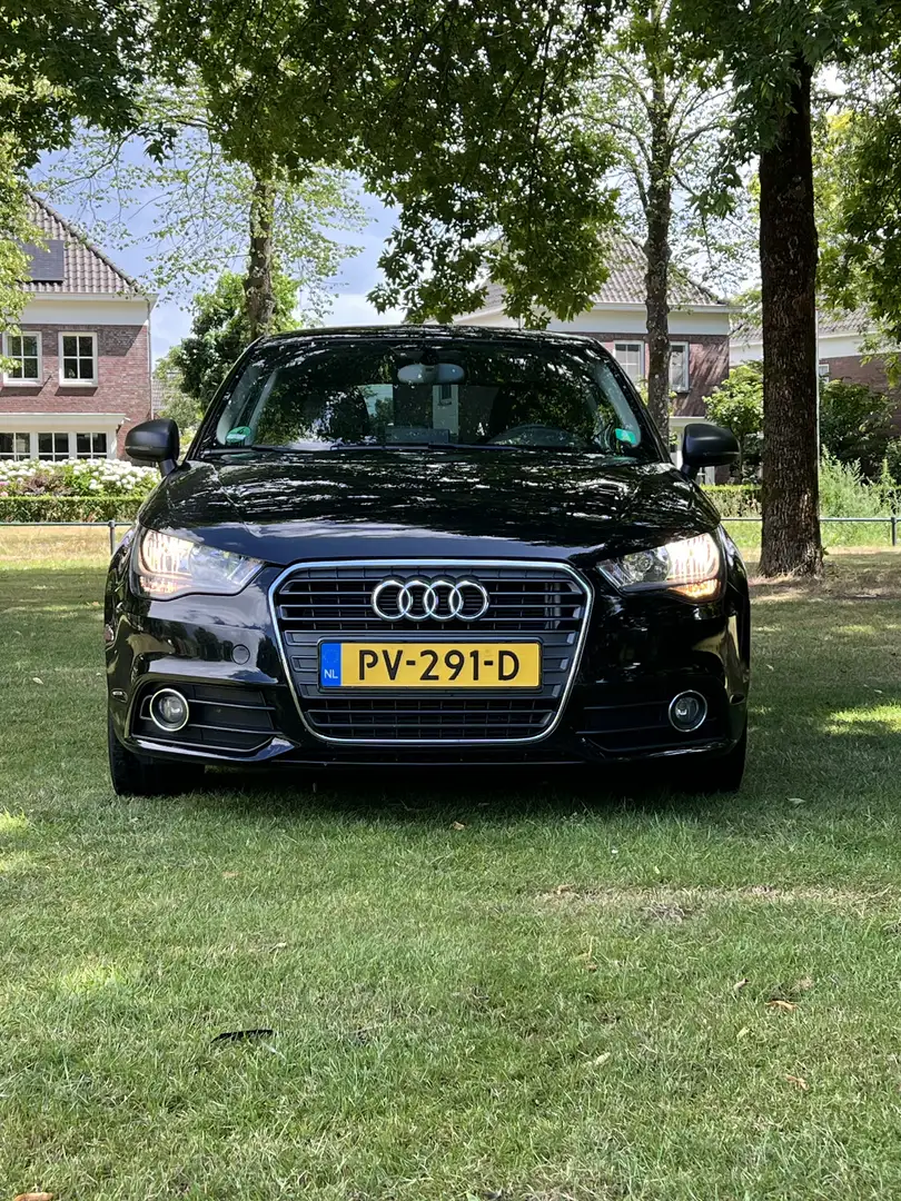 Audi A1 2.0 TDI Amb PL. Bns, new turbo & distributie riem Zwart - 2