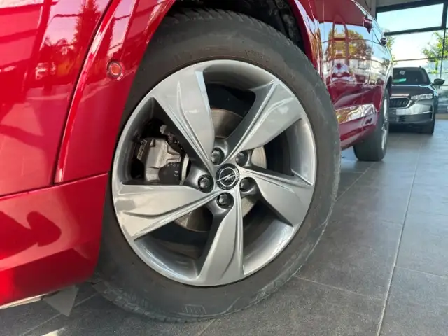 Opel Grandland view 9