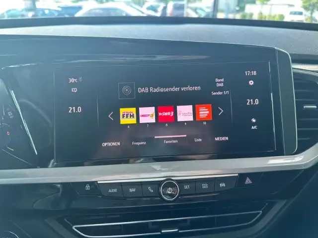 Opel Grandland view 13