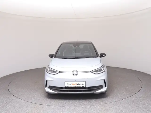 Volkswagen Id.3 view 3