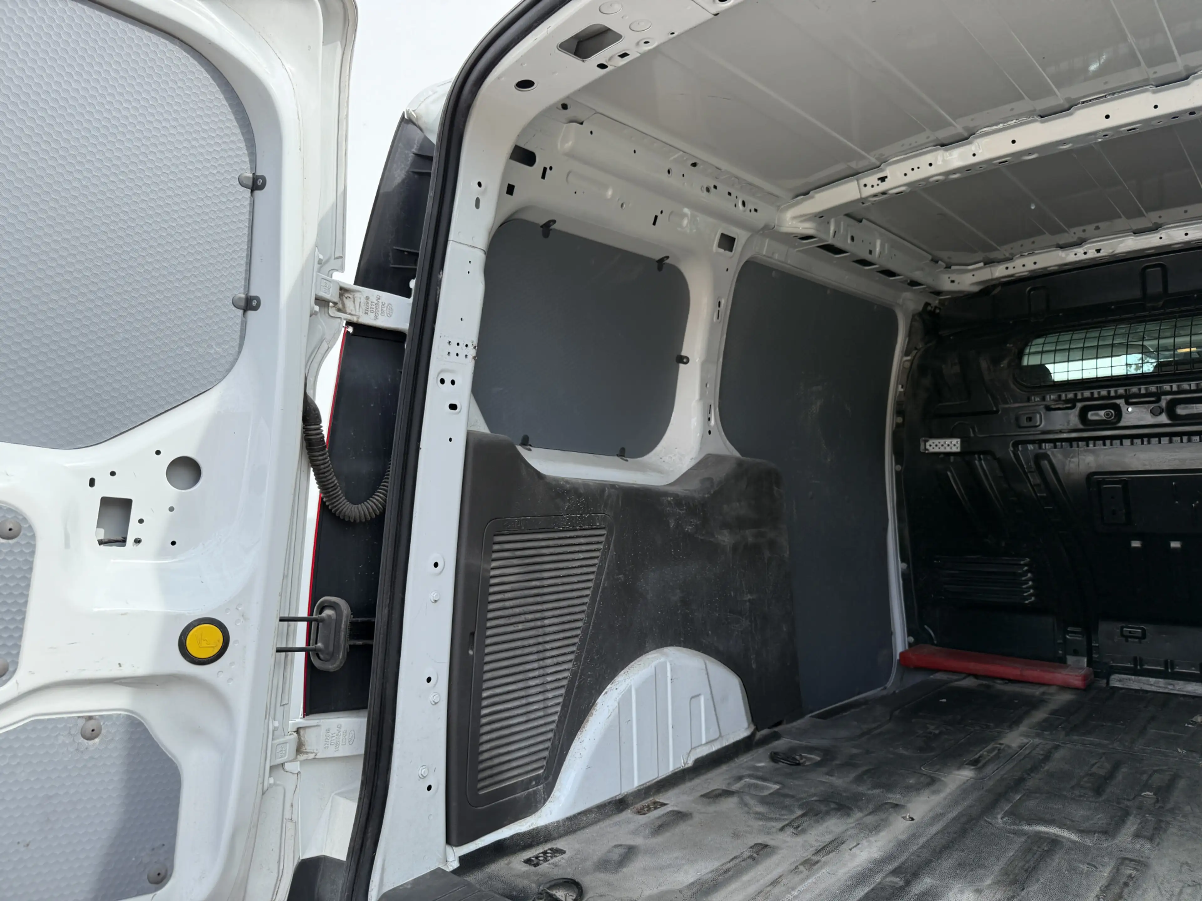 Ford Transit Connect 1.5 TDCI 100PK L2 Automaat Trekhaak Carplay Camera — photo 13