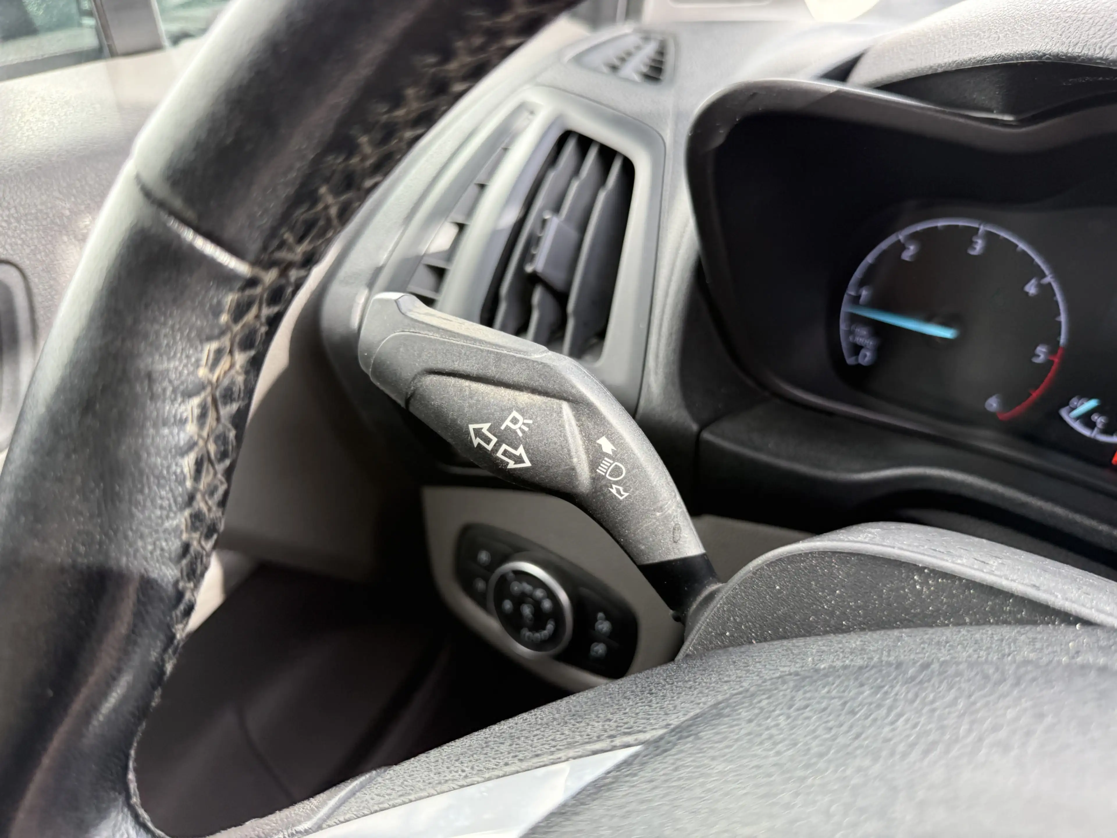 Ford Transit Connect 1.5 TDCI 100PK L2 Automaat Trekhaak Carplay Camera — photo 30