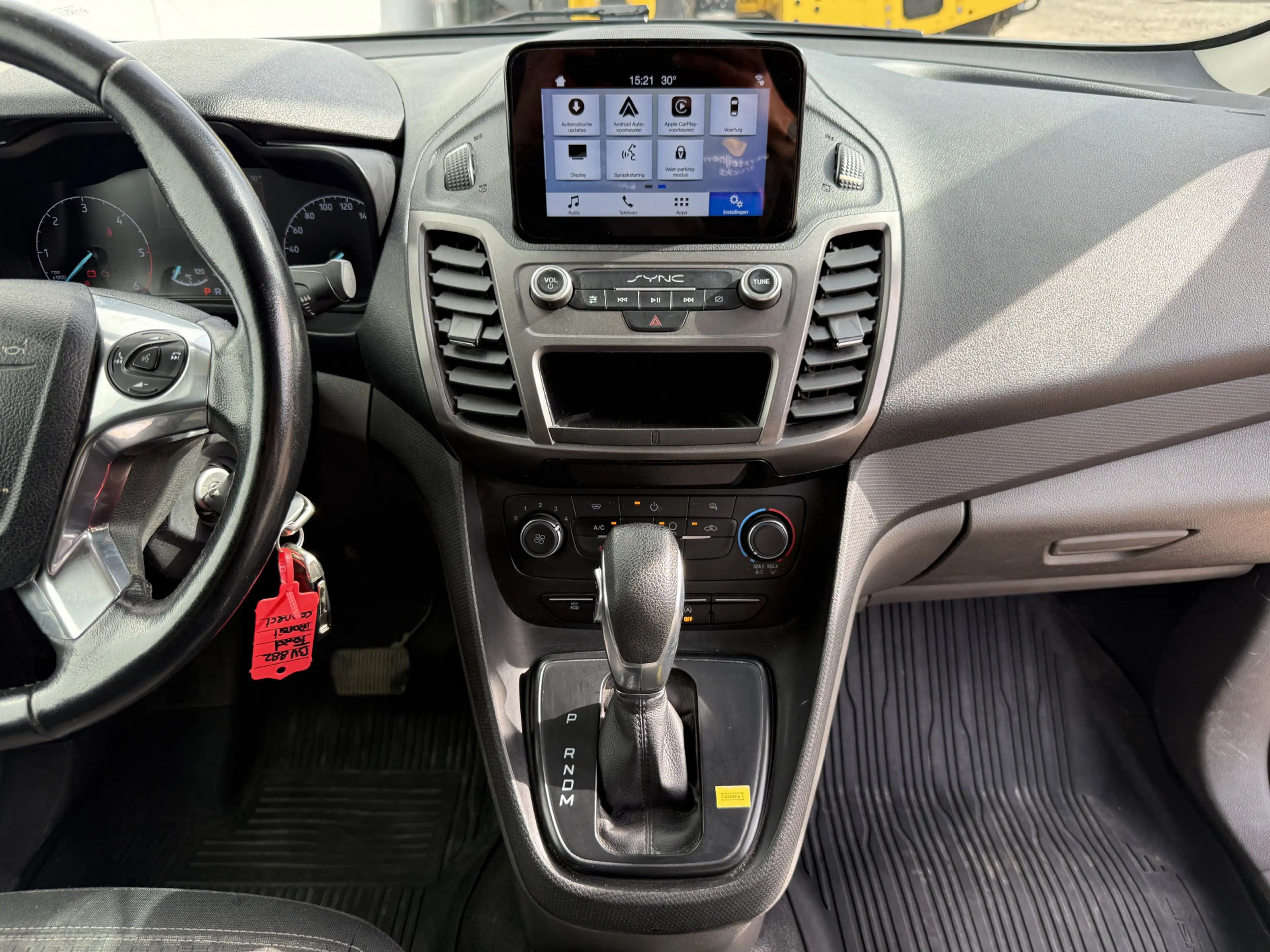 Ford Transit Connect 1.5 TDCI 100PK L2 Automaat Trekhaak Carplay Camera — photo 20